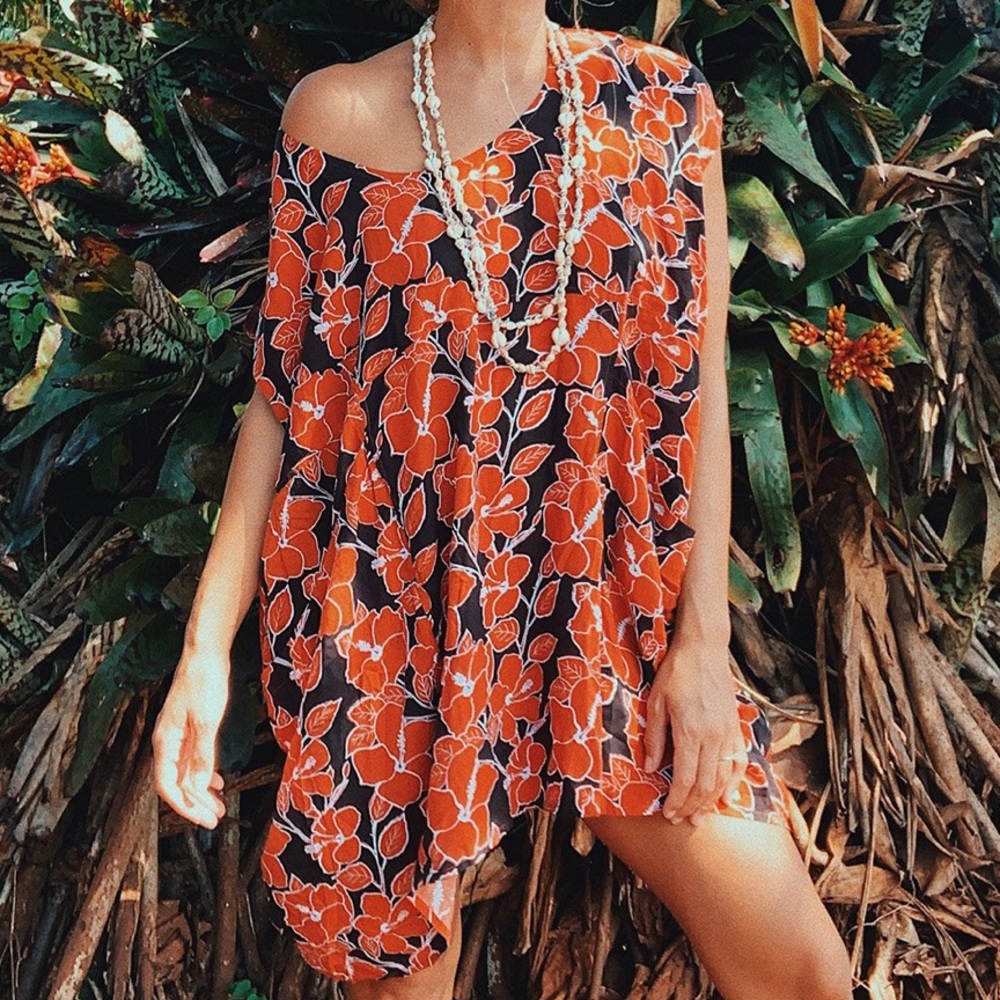 Exclusive Acacia Mana Dress